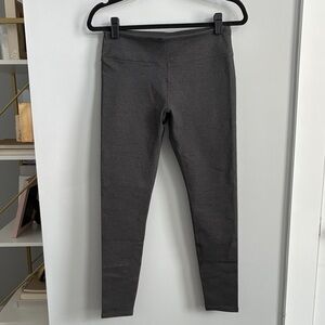 NWT Fabletics Charcoal Gray Salar Legging